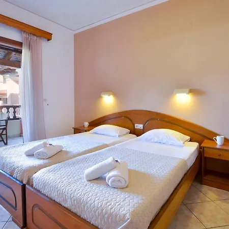 شقة Louvros Corfu *