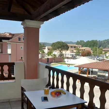 شقة Louvros Corfu Sidárion